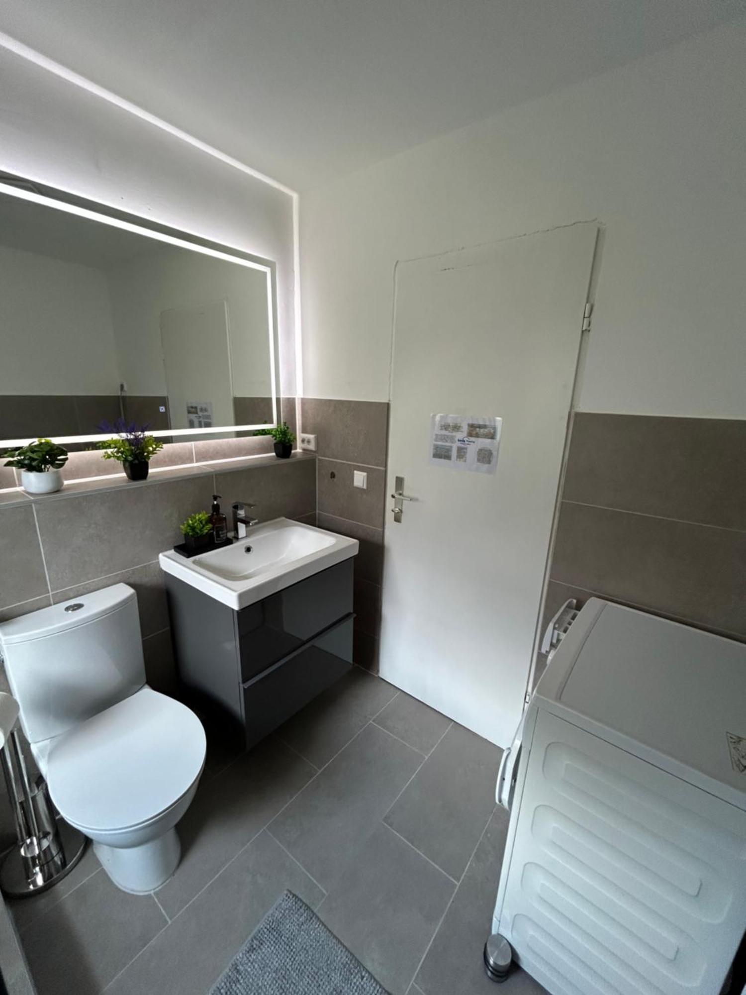 Apartament Renovated Flat - Prime Location Near Marienplatz Stuttgart Zewnętrze zdjęcie